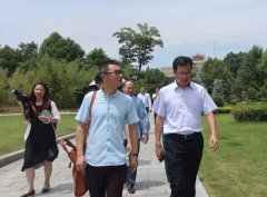 浦东水务和长桥山庄向导考察福寿园和永乐高集团